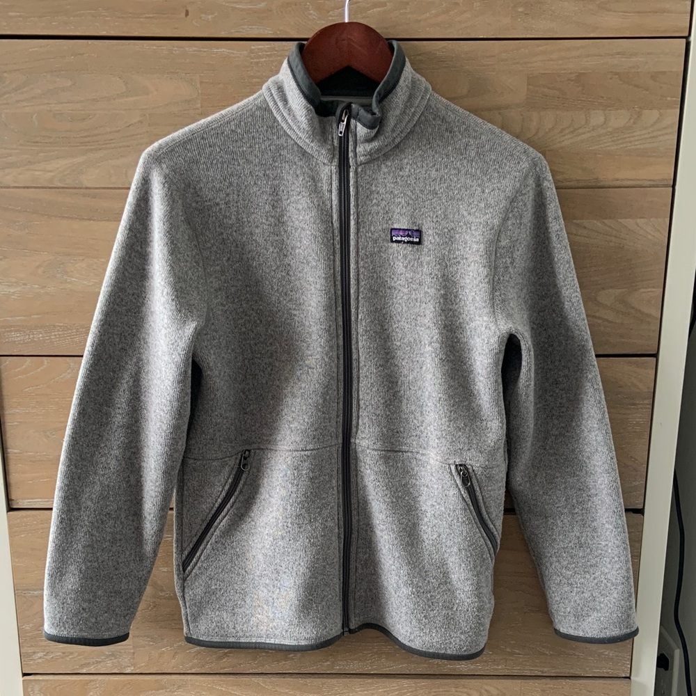 Patagonia Women’s Light Gray Full-Zip Jacket